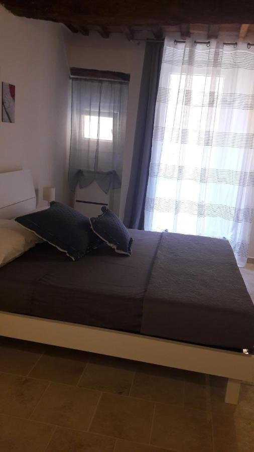 La Casa Della Luna Appartement Terricciola Buitenkant foto